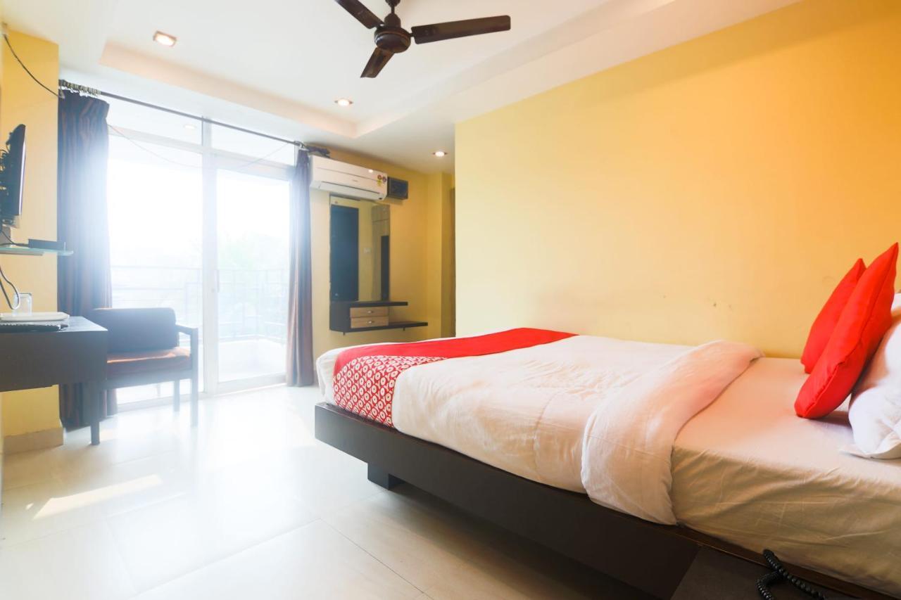 Oyo 27736 Hotel Sunview Guwahati Bagian luar foto